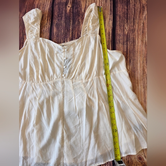 Torrid Plus Size 4X Challis Corset Top Ivory dew Smocked Back New w/ Tags - Picture 7 of 12